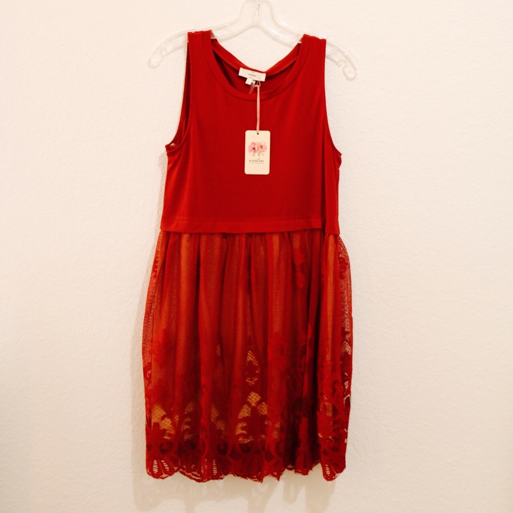 Entro // red dress